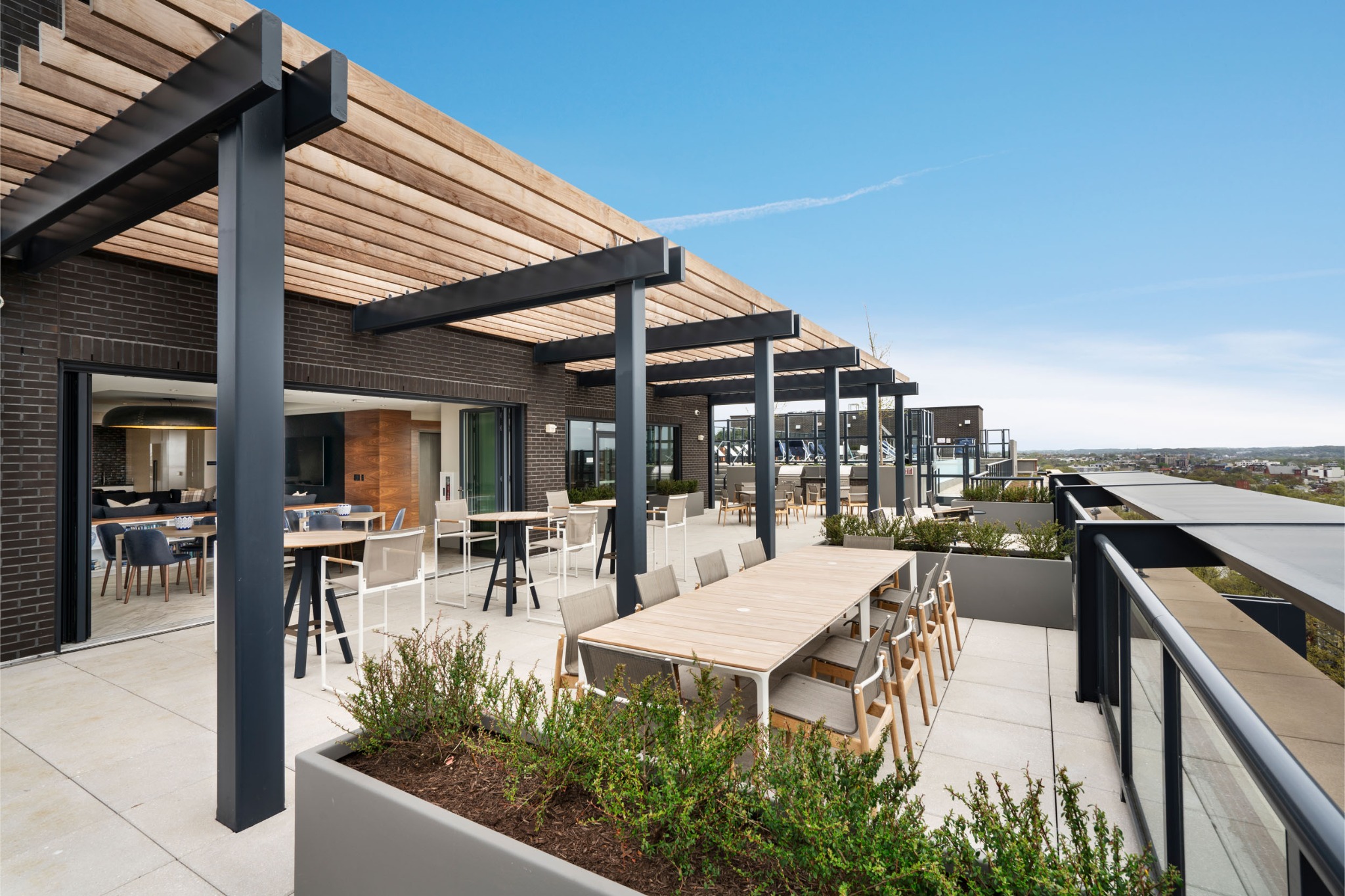 Multifamily rooftop amenity
